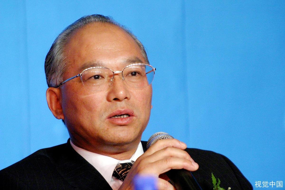 中国兵工原董事长尹家绪被逮捕，他被逮捕的原因是什么？