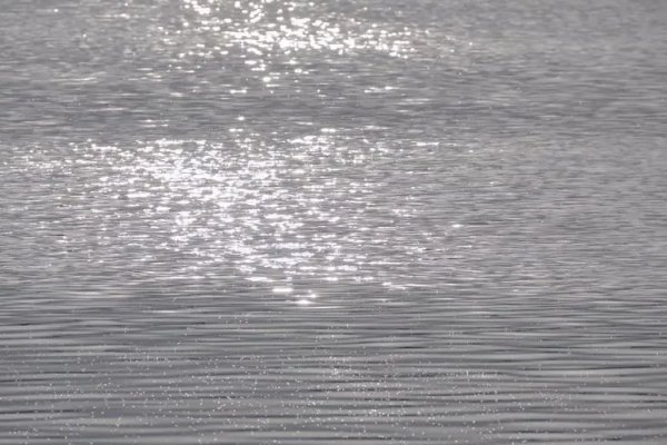 粼粼的意思和拼音