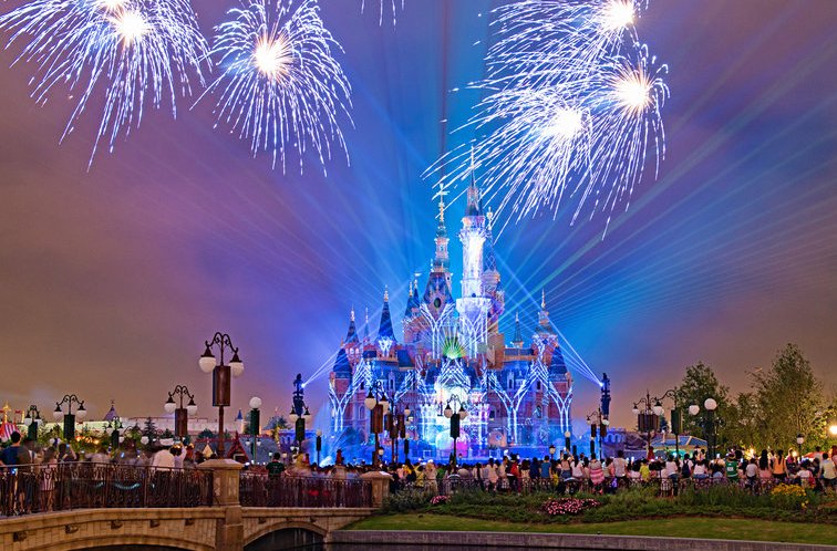 上海迪士尼将取消提前预约规定,你喜欢迪士尼吗?