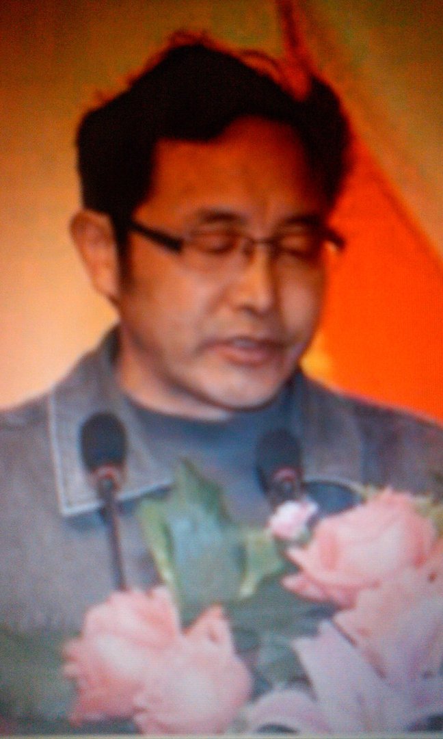 李汉荣的人物简介