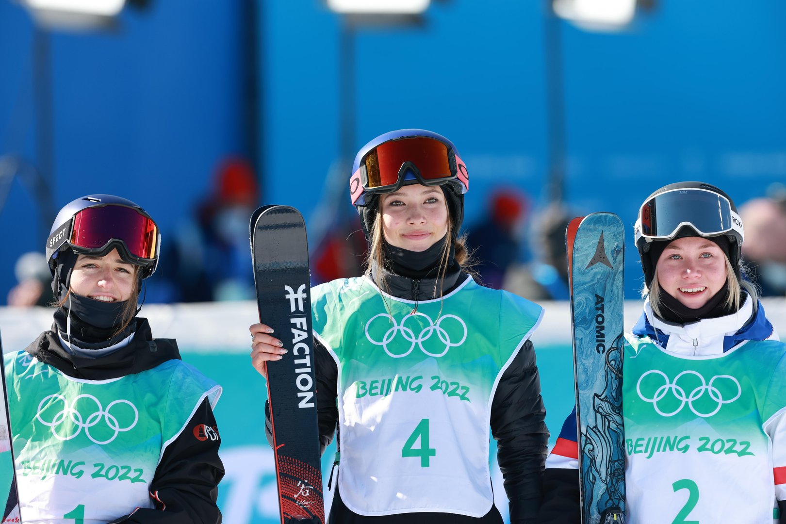 谷爱凌登高中试卷，她年纪轻轻为何能成为大家学习的榜样？