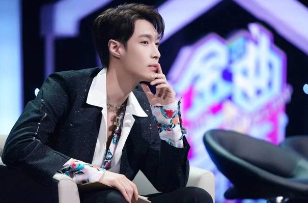 张艺兴520表白贝壳儿，他有多宠粉？