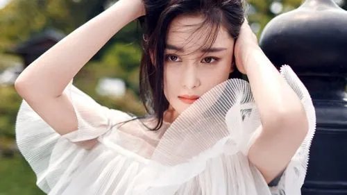 张馨予称梦见离世父亲引热议,你如何看待她的这番举动?