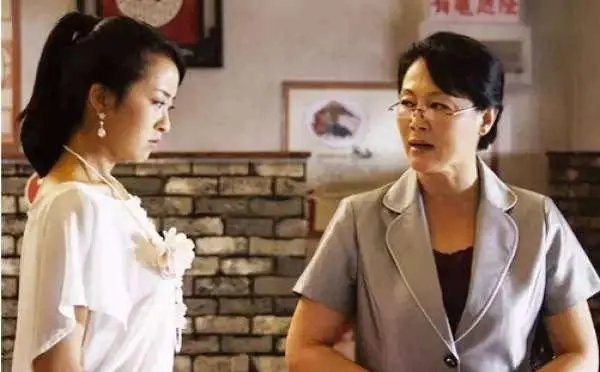 婆婆私自进入儿媳的房间，遇到这样的情况你会如何处理？