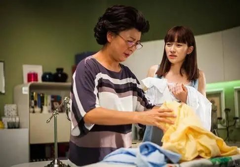 婆婆私自进入儿媳的房间，遇到这样的情况你会如何处理？