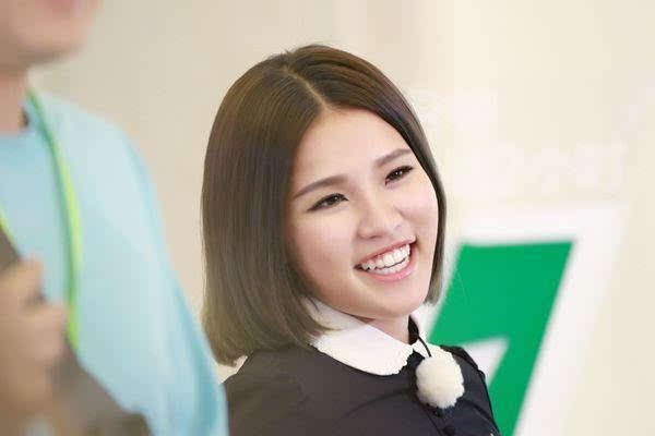 谢依霖为什么叫hold住姐？