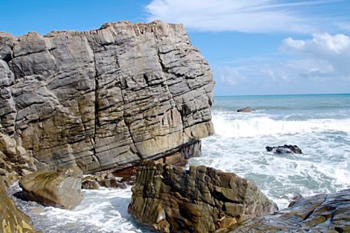 硬组词部首拼音