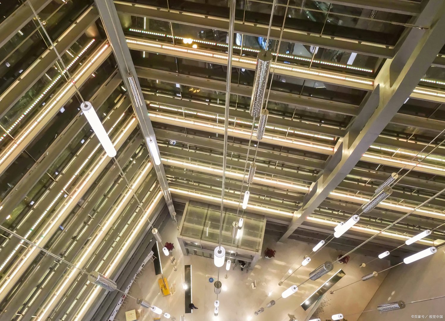 苏宁易购股票代码