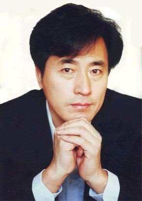 杨玏父亲是谁？