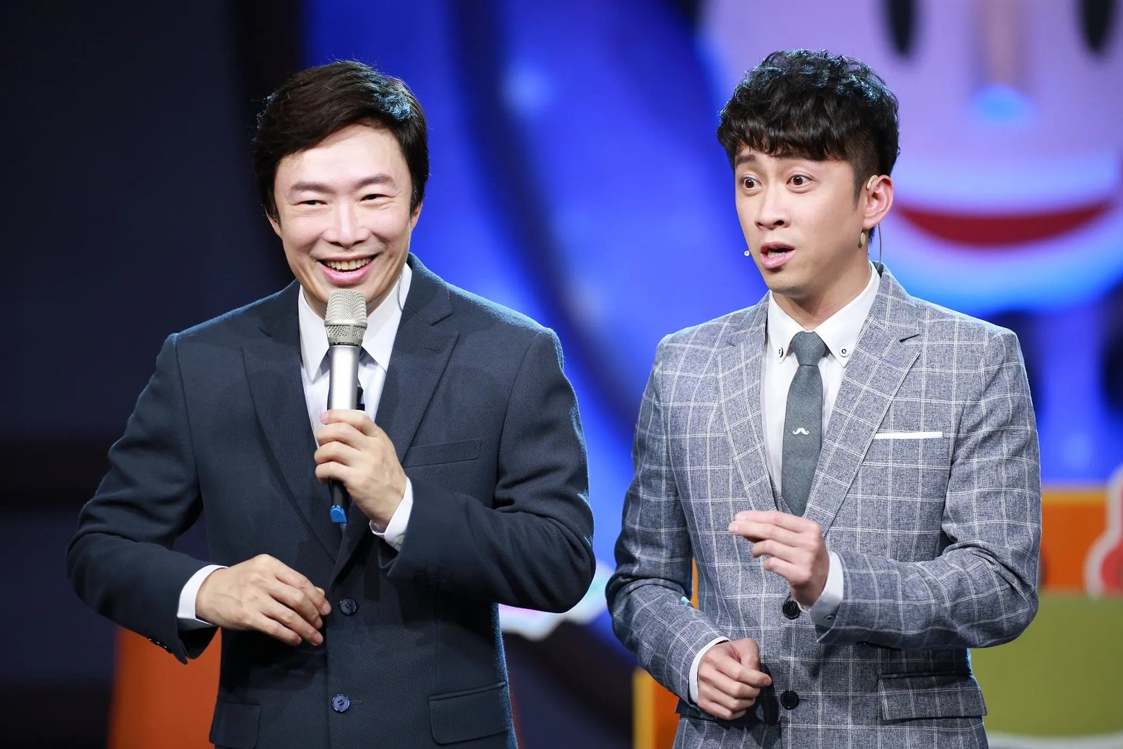 陈汉典康熙经典模仿秀,为什么陈汉典在《康熙》里扮丑?