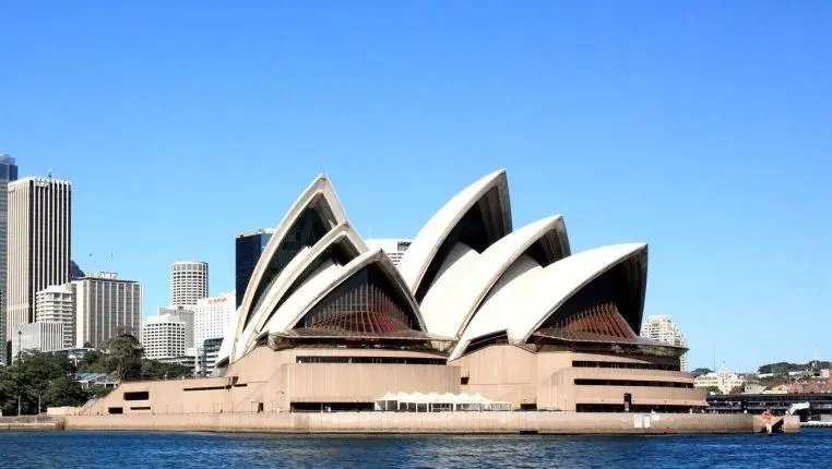 澳洲人口2021总人数口是多少?