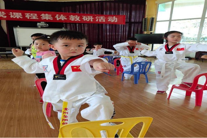 儿童跆拳道培训班收费