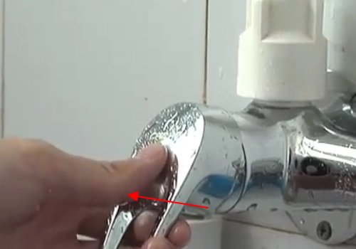 淋浴花洒怎么用