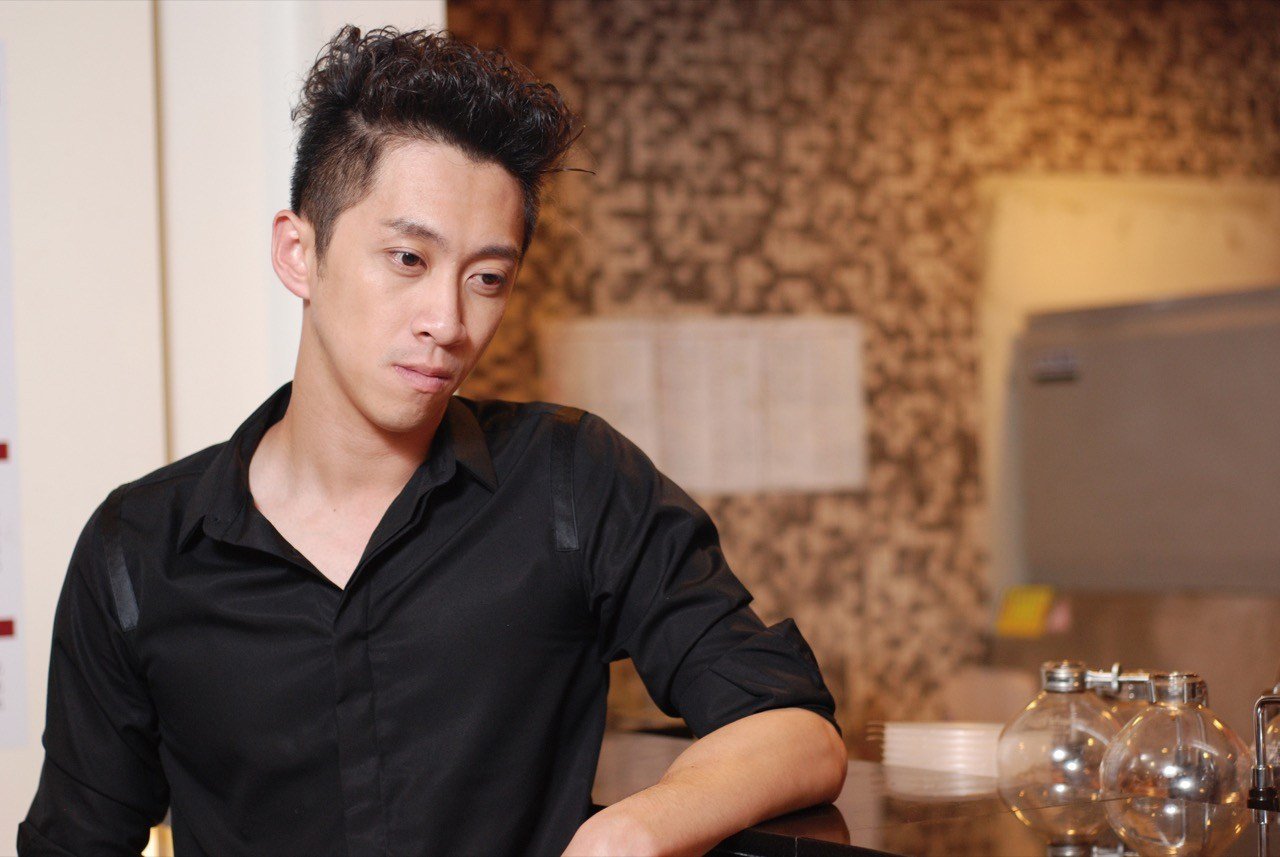 陈汉典康熙经典模仿秀,为什么陈汉典在《康熙》里扮丑?