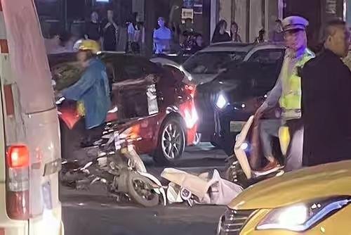 知情人透露南京胖哥已从ICU转入普通病房,关于他的英雄事迹你了解多少?