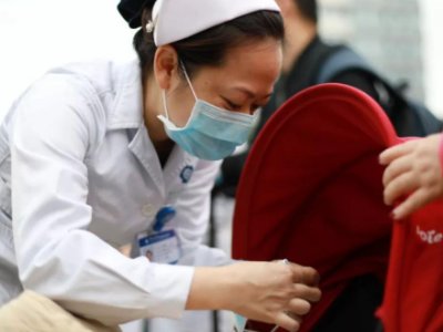 我国多地要求部分入境人员肛拭子检测,可以采取怎样的方式替代?