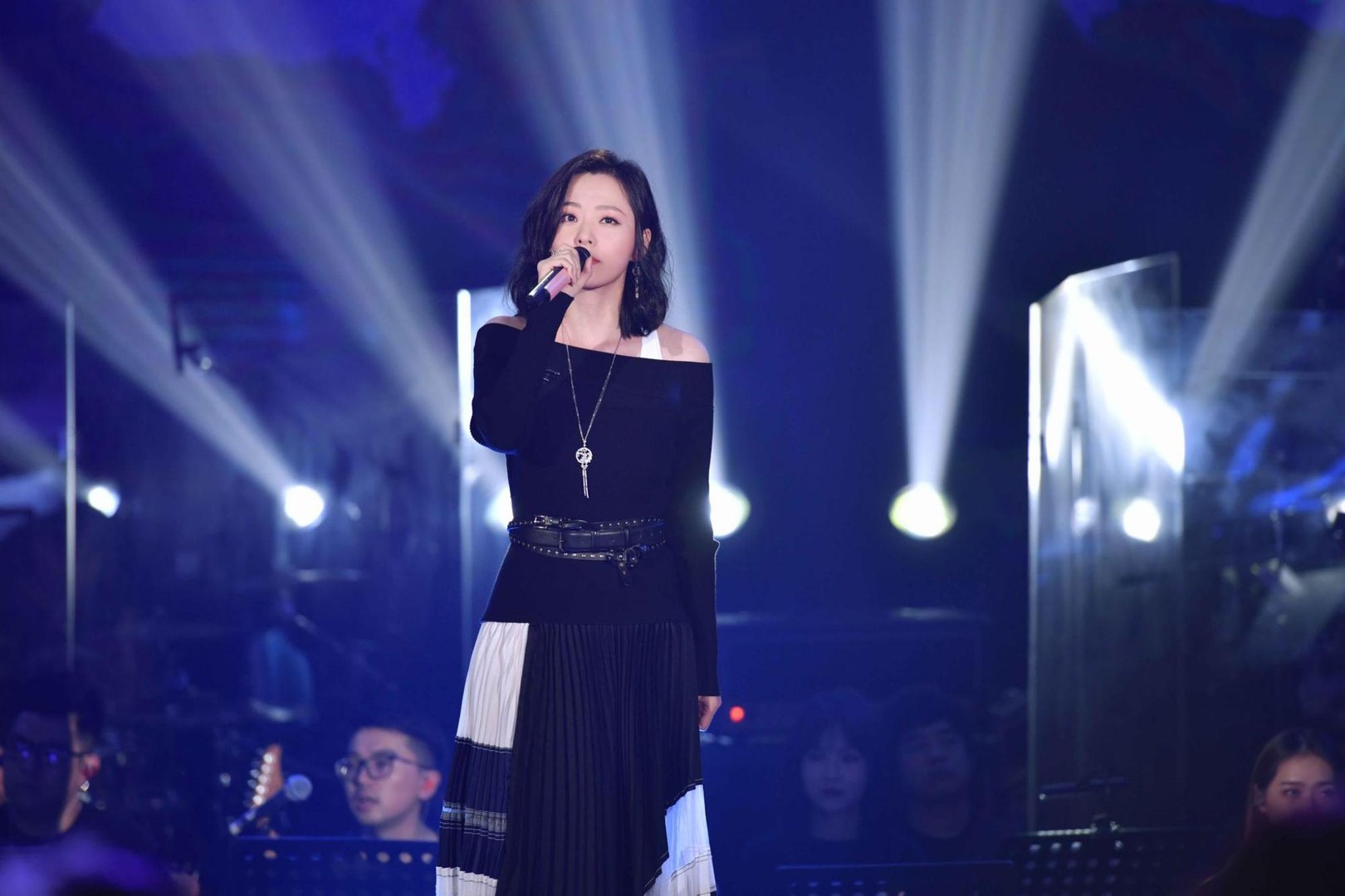 《百变大咖秀》第12期:收官夜模王花落谁家?