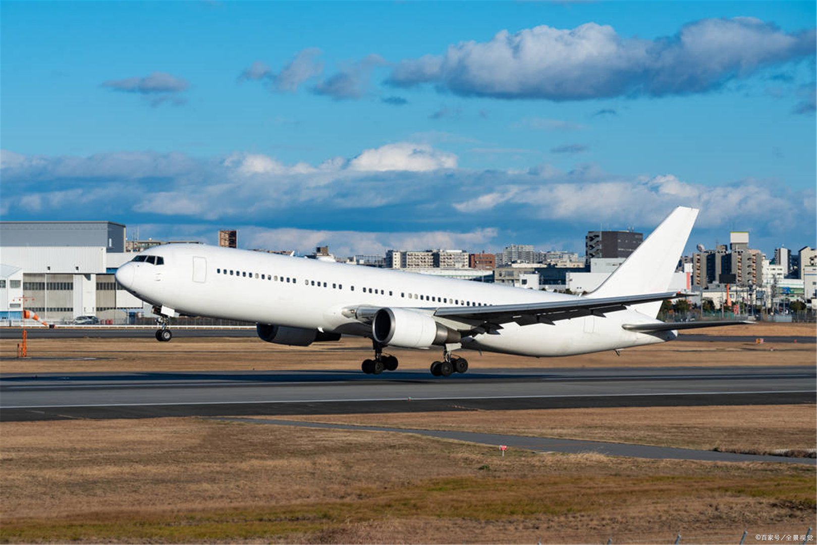 波音737和738的区别