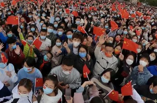 国庆节古诗七言绝句四句