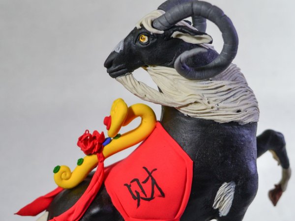 情不自禁是什么生肖动物