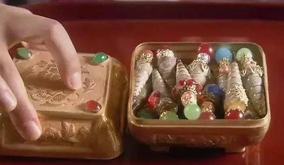 《甄嬛传》中,波斯国进贡给大清的螺子黛是什么?