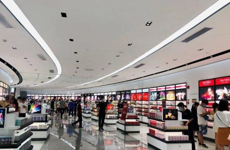 海南离岛免税店4天销售超7亿元,为何人们对免税品如此热爱?