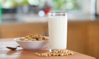 纯牛奶常温保存还是冷藏 常温纯牛奶放冰箱冷藏好吗