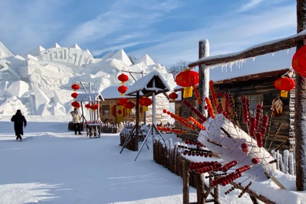 以下哪句古诗描写的是冬天的景色