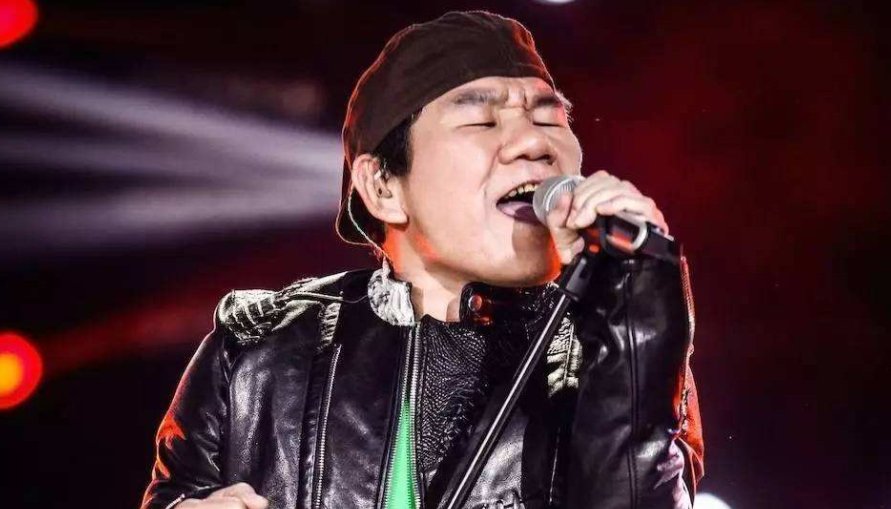 请你为我再将双手舞动是什么歌