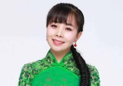 嫁青梅竹马15年初恋，放弃名利回老家种田放牛，她是谁？ 