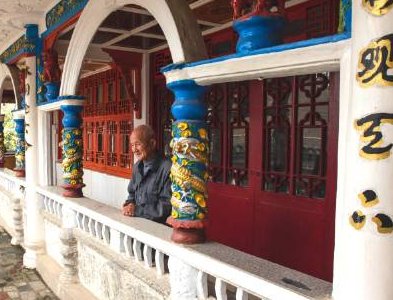 安徽老人花21年将危房改成龙宫，他是如何对其进行改造的？