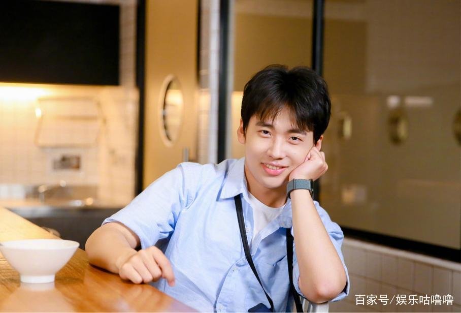 宋轶和郭麒麟官宣“结婚”，深夜表白我们永远在一起，你会嗑这对cp吗？