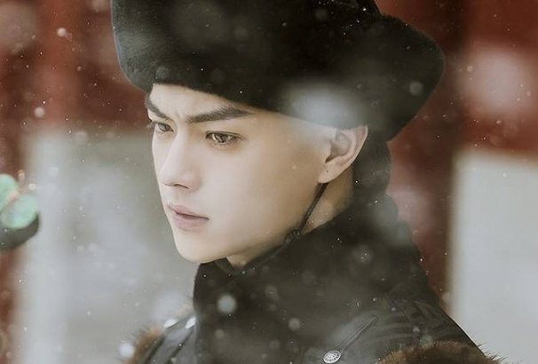 《还珠格格》中的尔康，在历史上是否有原型？