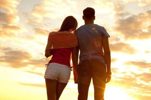 女朋友娇小玲珑和高大丰满的不同感受有哪些?