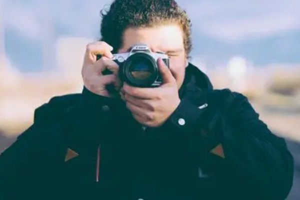 想学摄影去哪里学比较好