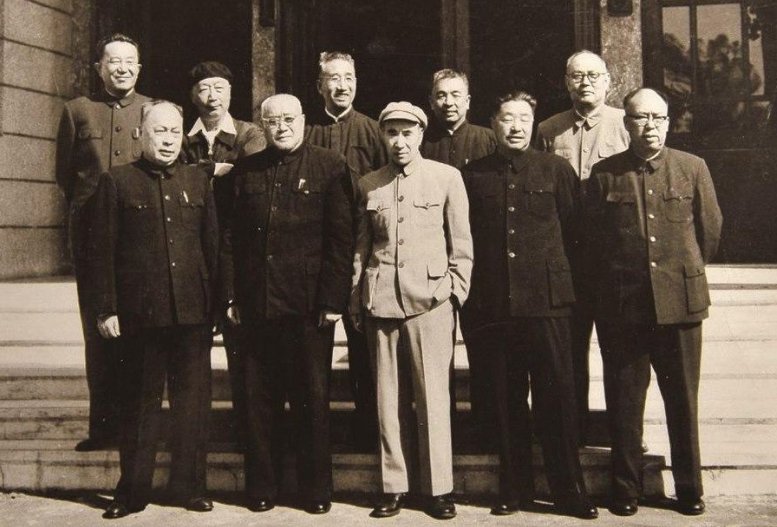 开国四大伟人分别是谁？