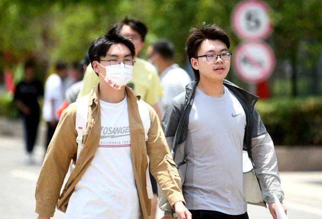 高考分数线什么时候公布？