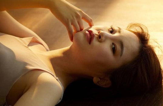 岁月从不败美人的下一句是什么