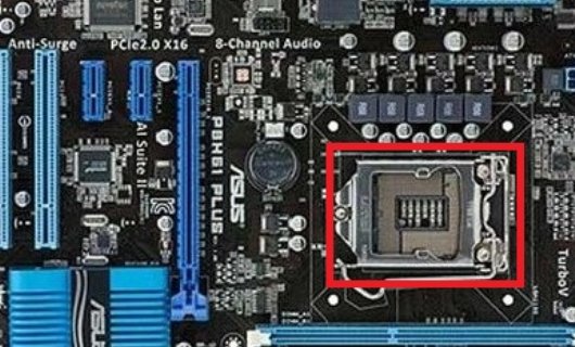 cpu在电脑什么位置