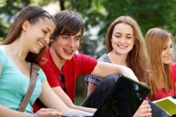 出国读研究生的费用