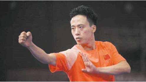 第18届雅加达亚运会首金被谁获得？