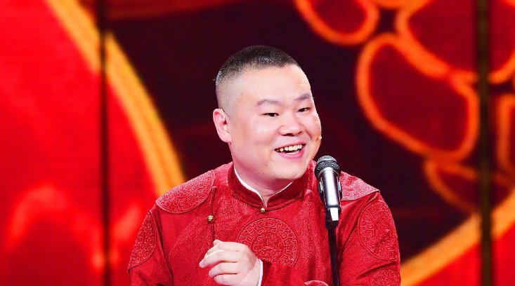 岳云鹏春晚嘴瓢失误，他是如何圆回来的？