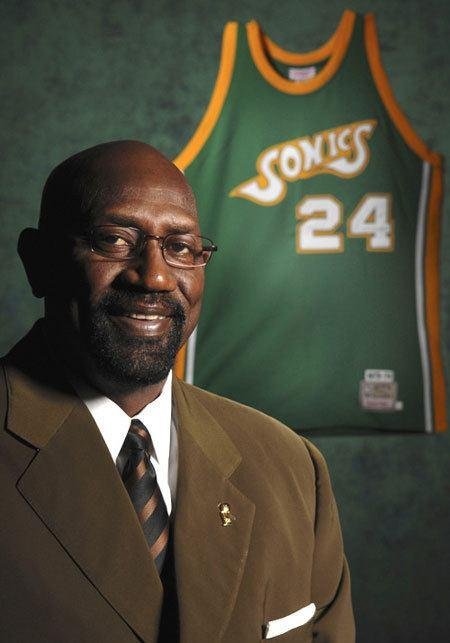 NBA历史上的停摆,都是因为什么原因?