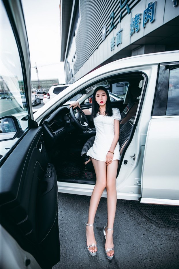 媳妇当启辰星车模，遇见你，是我生命中一场最美丽的意外