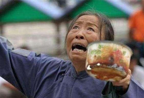 从万人爱的丑娘到万人嫌的老太太，张少华做错了啥？