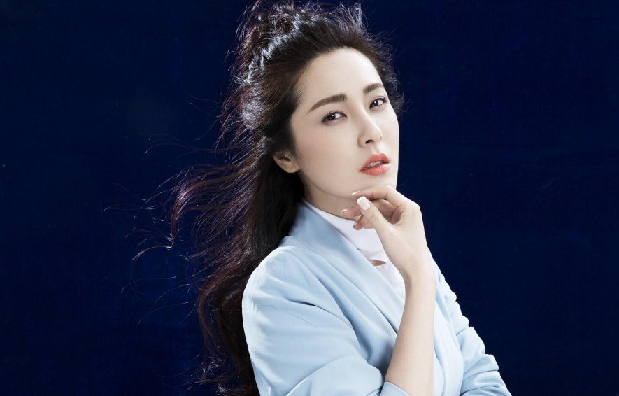 中戏校花曾黎否认结婚！为什么很多人觉得她结婚了呢？