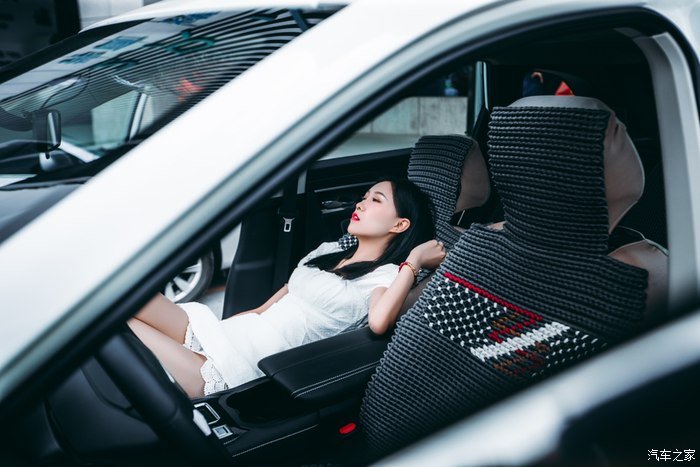 媳妇当启辰星车模，遇见你，是我生命中一场最美丽的意外