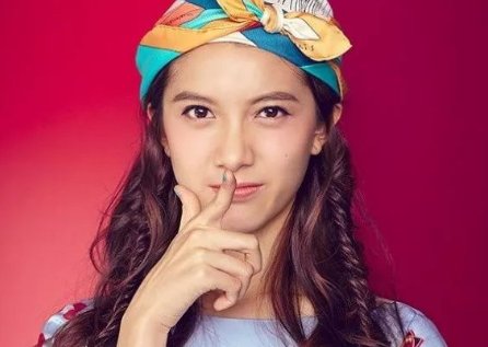 李泽楷力捧25岁模特，曾交往12位知性美女，他的情史有多丰富？