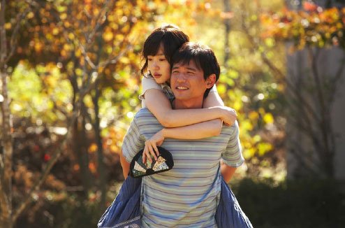 韩国电影癌症女专门治疗的地方与一个男人大伙,有一个片段教那个男人做操