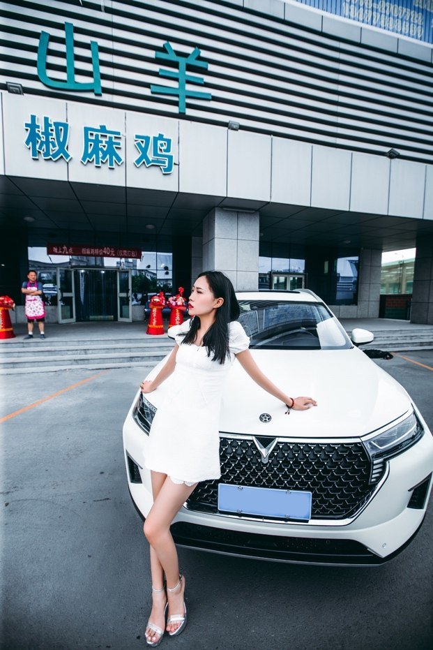 媳妇当启辰星车模，遇见你，是我生命中一场最美丽的意外